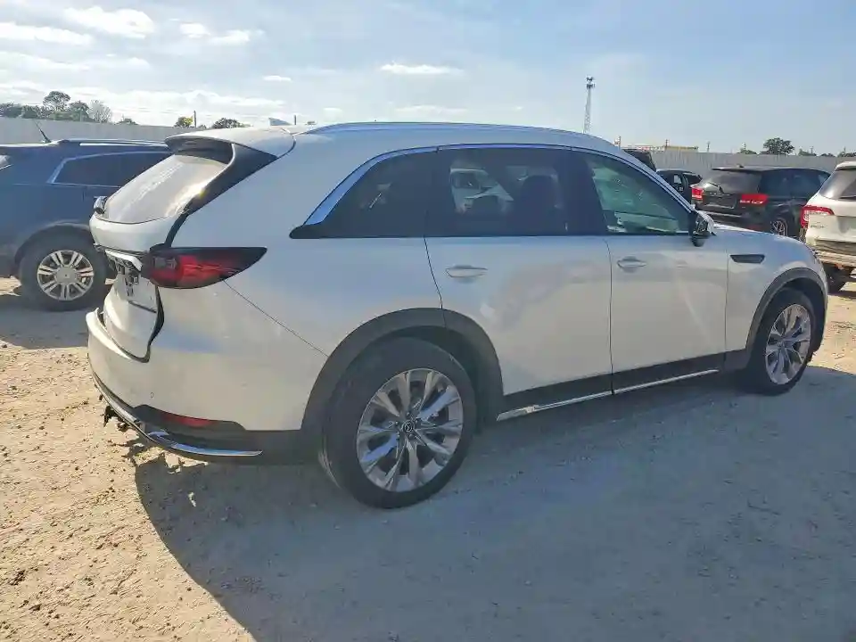 JM3KKDHD3R1183944 2024 MAZDA CX-90-2