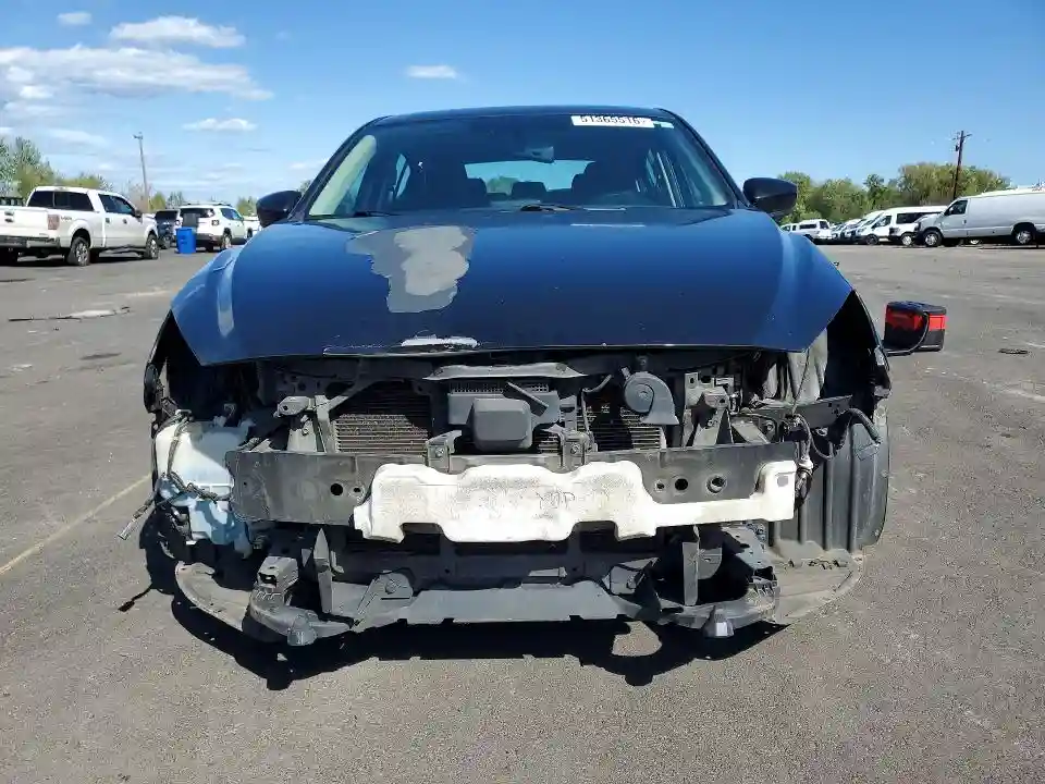 JM1BM1N72G1350100 2016 MAZDA 3-4