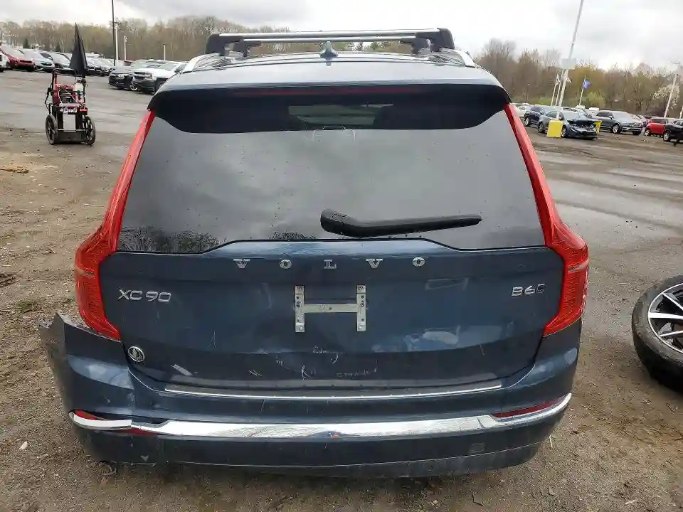 YV4062PE9R1157915 2024 VOLVO XC90-5