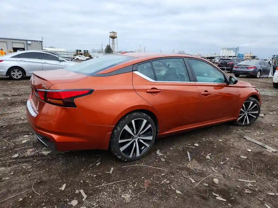 1N4BL4CV9MN319135 2021 NISSAN ALTIMA-2