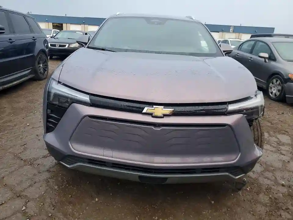 3GNKDBRJ3RS263598 2024 CHEVROLET BLAZER-4