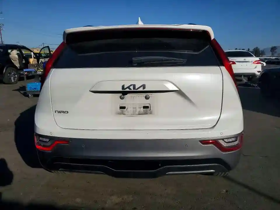 KNDCT3L16P5015447 2023 KIA-5