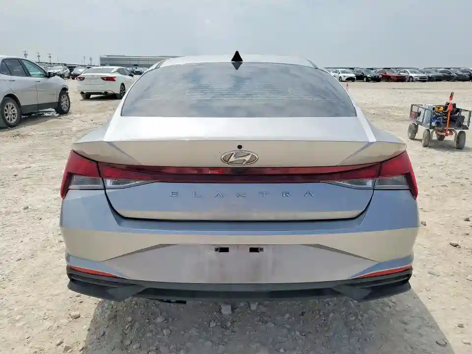 5NPLM4AG3NH061485 2022 HYUNDAI ELANTRA-5