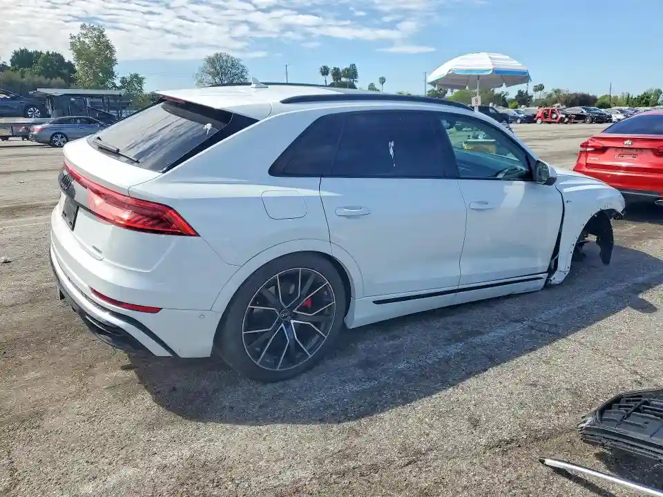 WA1EVBF15PD013326 2023 AUDI Q8-2