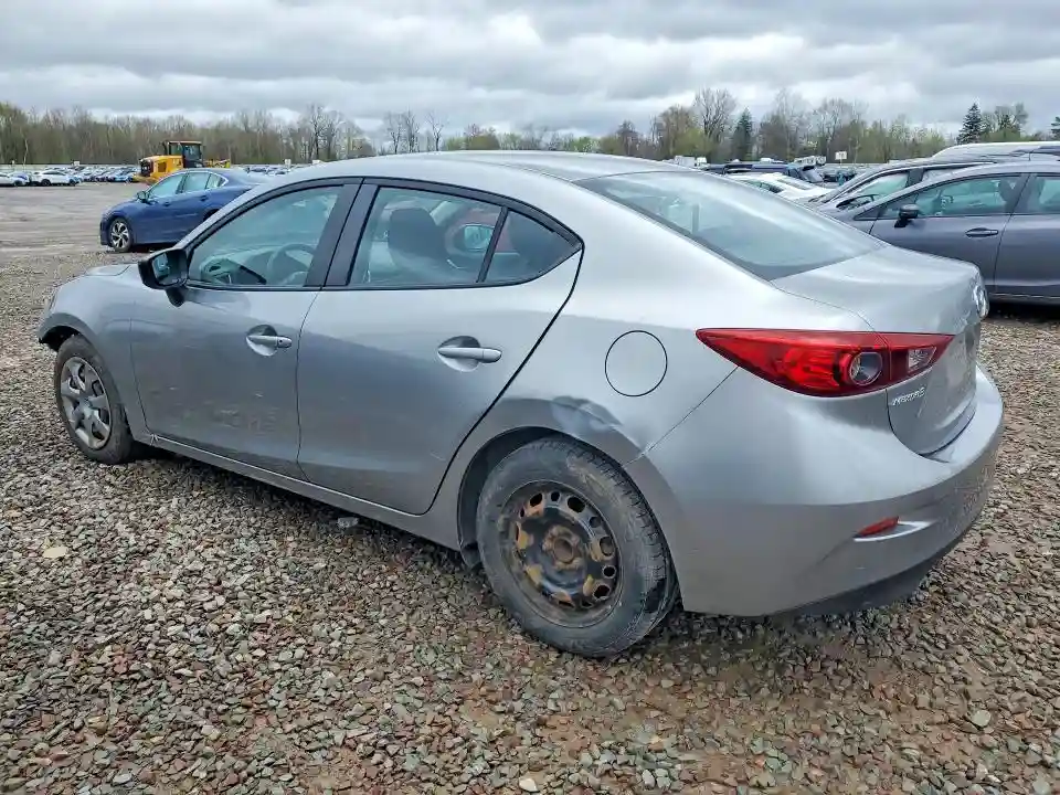 JM1BM1T78F1258068 2015 MAZDA 3-1