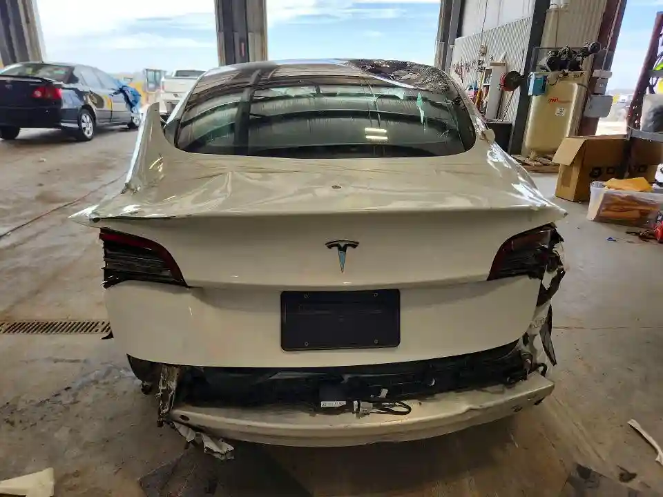 5YJ3E1EA8LF612488 2020 TESLA MODEL 3-5
