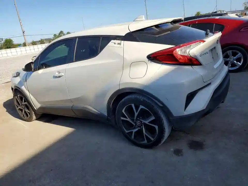 NMTKHMBX6KR080079 2019 TOYOTA C-HR-1