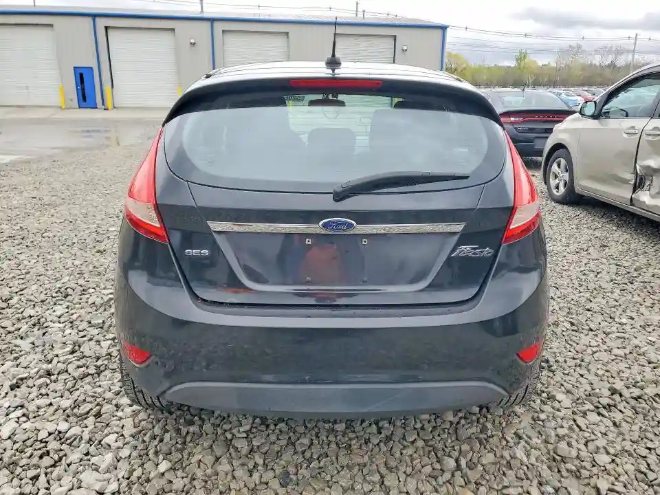 3FADP4FJ5BM124260 2011 FORD FIESTA-5