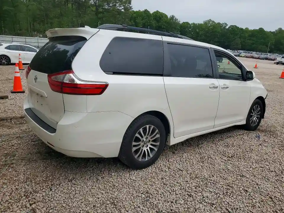 5TDYZ3DC8KS982648 2019 TOYOTA SIENNA-2