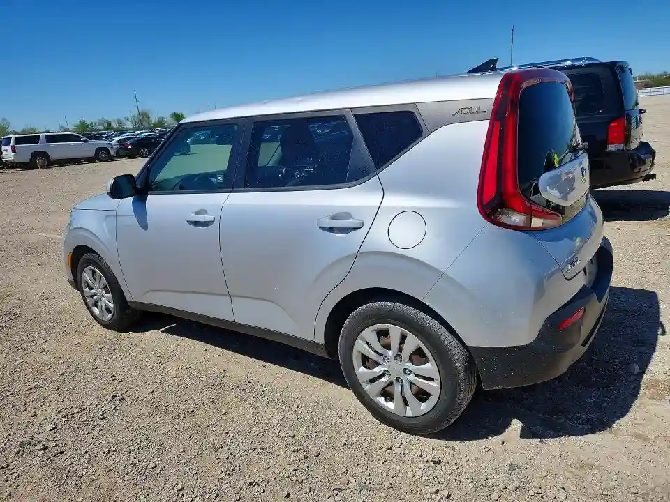 KNDJ23AU8L7097932 2020 KIA SOUL-1