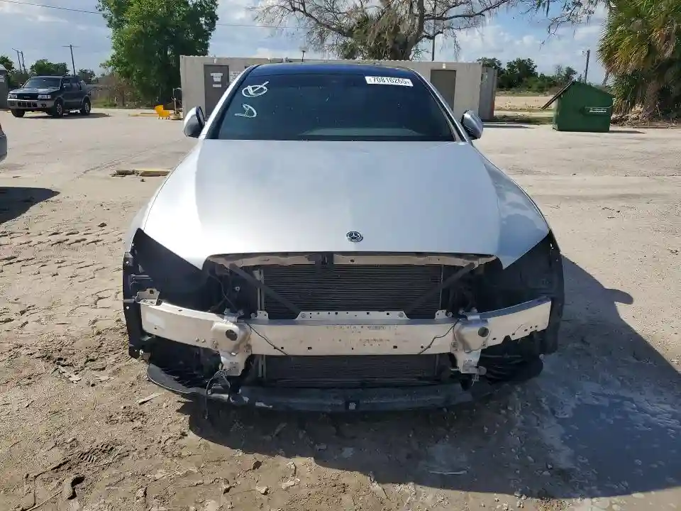 WDDZF4JB4HA240953 2017 MERCEDES-BENZ E-CLASS-4