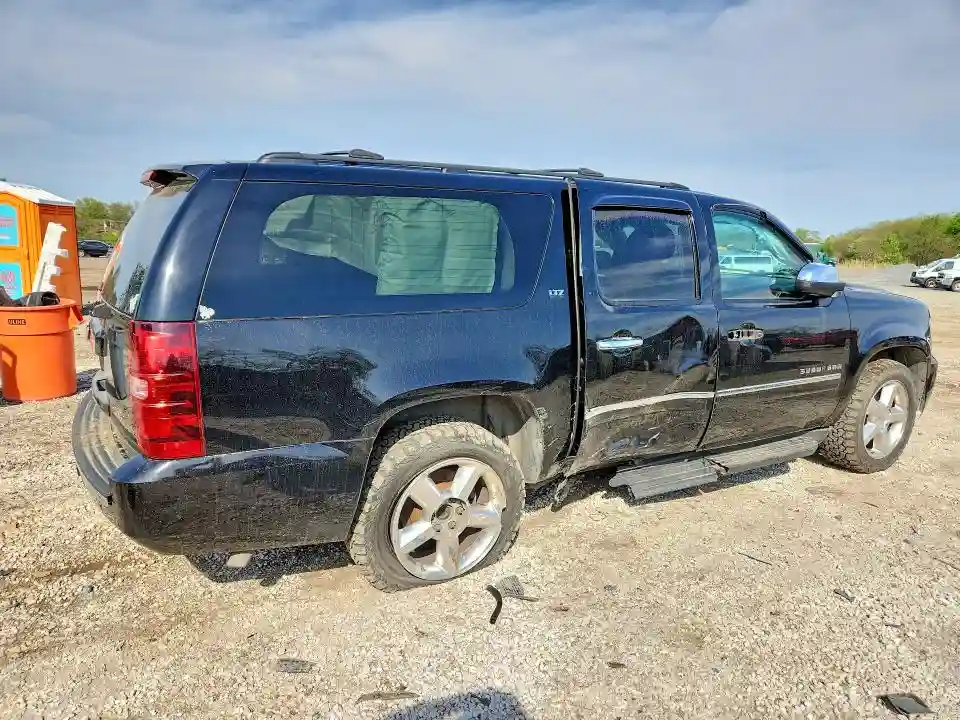 1GNSKKE7XDR305406 2013 CHEVROLET SUBURBAN-2