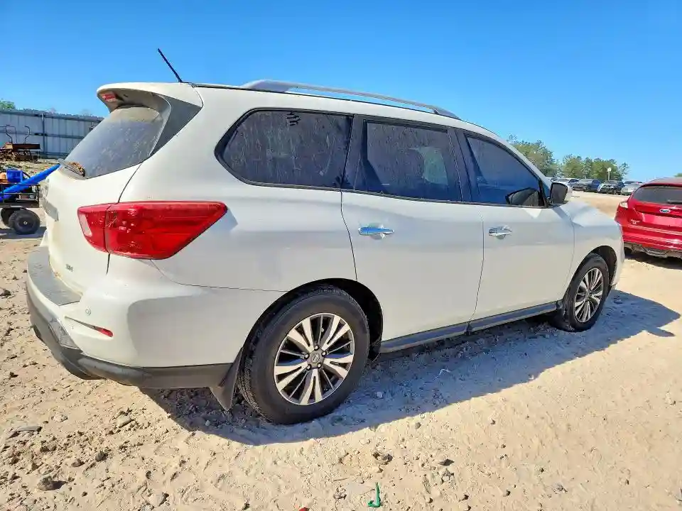 5N1DR2MN7HC604319 2017 NISSAN PATHFINDER-2