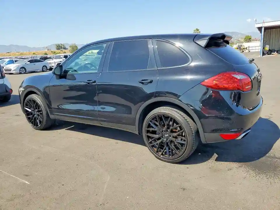 WP1AA2A21ELA91085 2014 PORSCHE CAYENNE-1