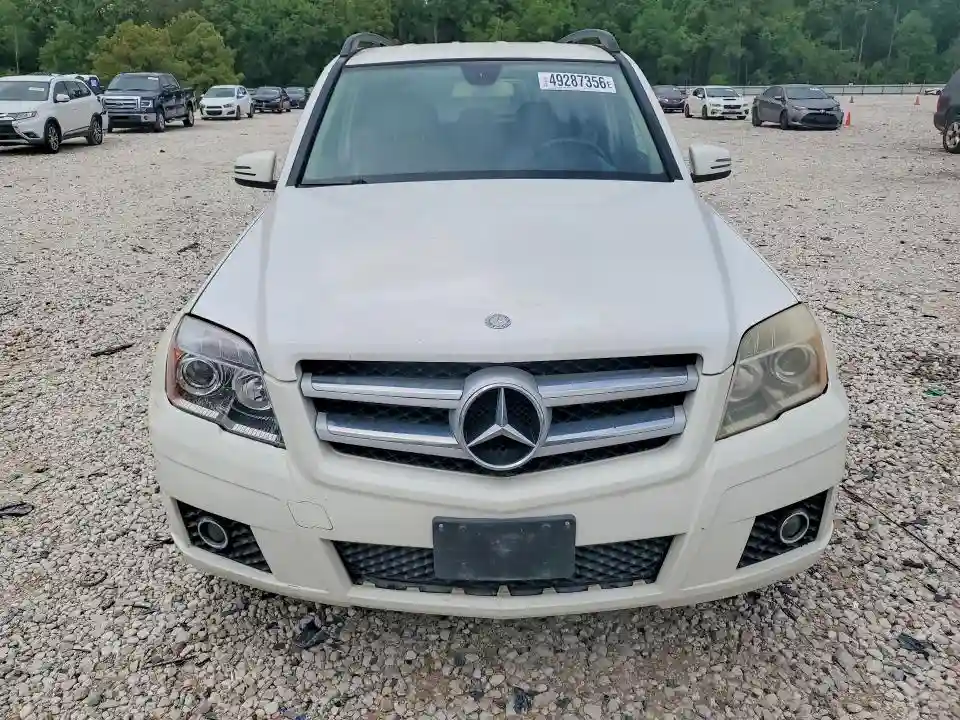 WDCGG5GB5BF530926 2011 MERCEDES-BENZ GLK-CLASS-4