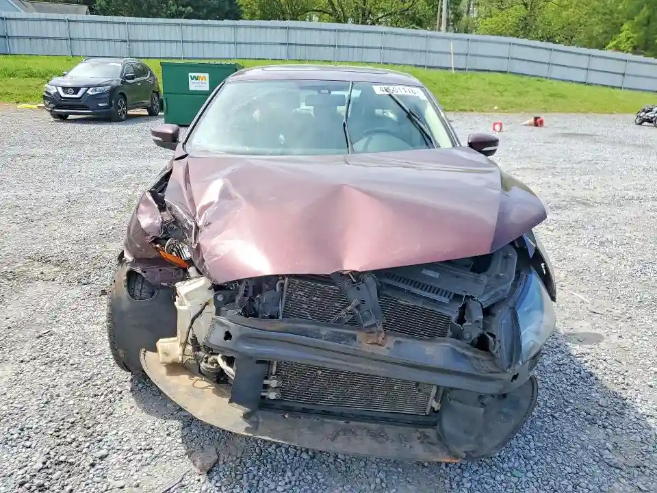 1VWBN7A3XDC047498 2013 VOLKSWAGEN PASSAT-4