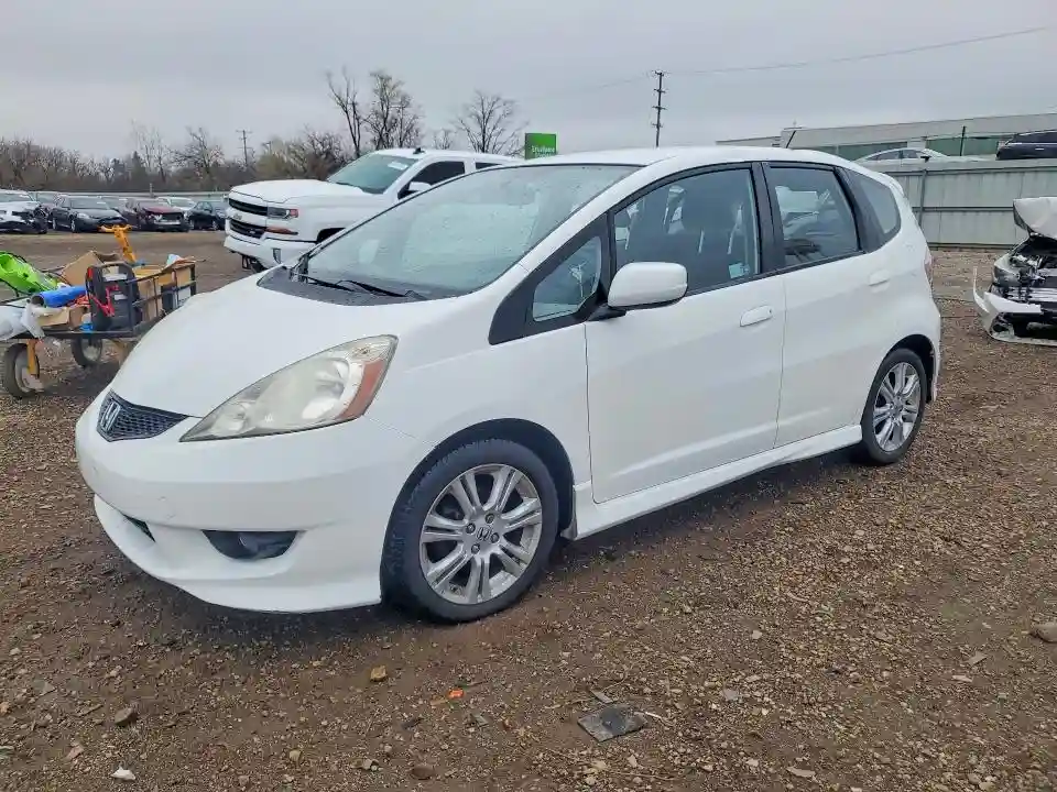 JHMGE8H57BS005250 2011 HONDA FIT-0