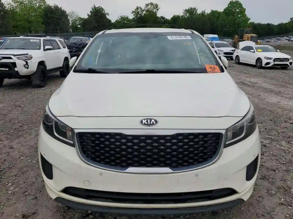 KNDMB5C14G6208712 2016 KIA SEDONA-4