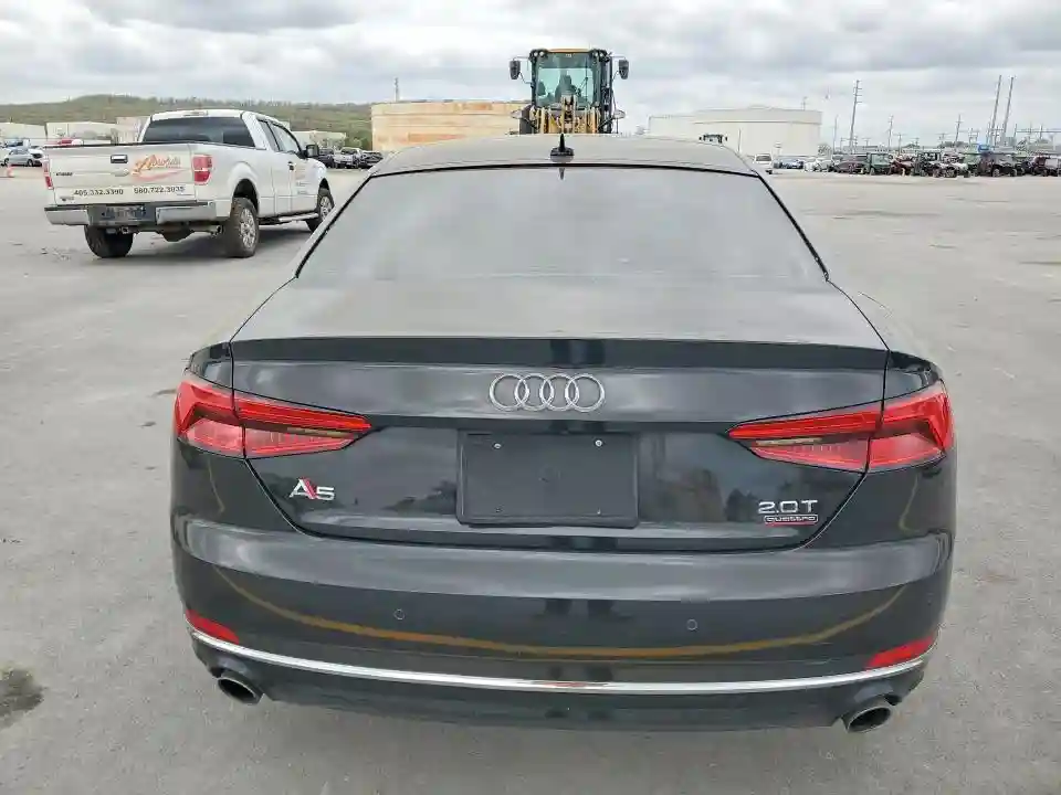 WAUPNAF55JA005034 2018 AUDI A5-5