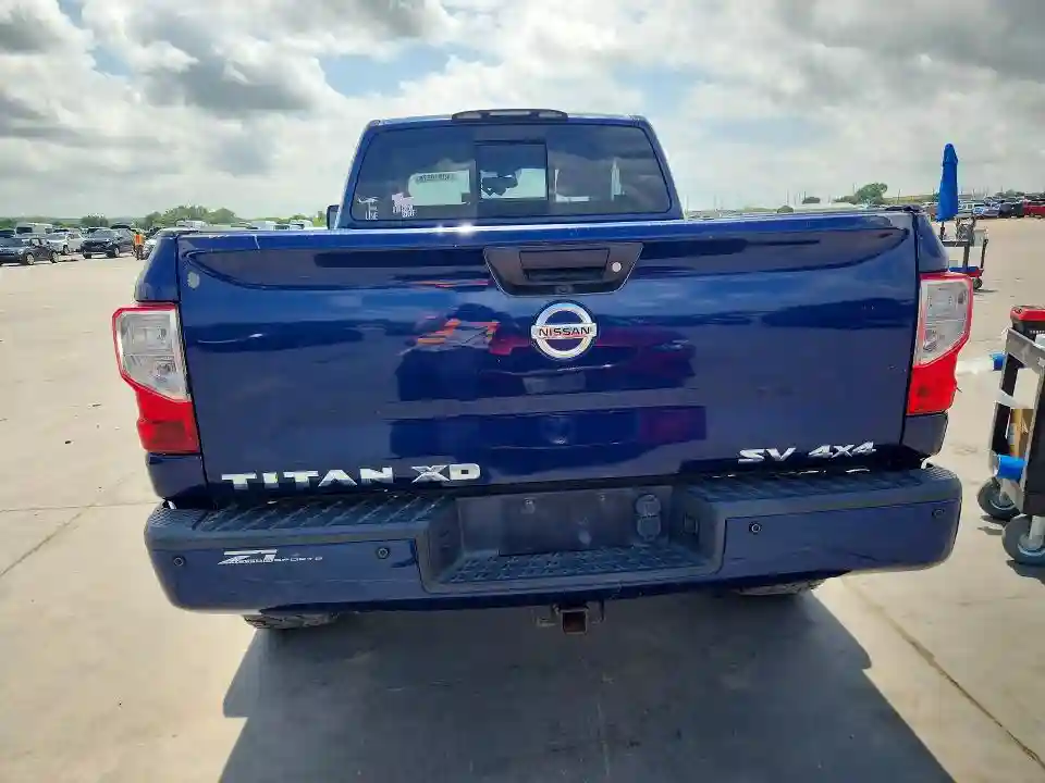 1N6BA1C44HN560982 2017 NISSAN TITAN-5