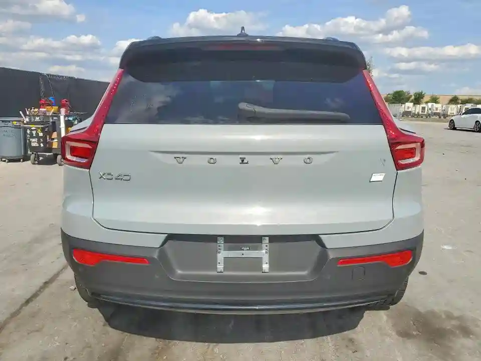 YV4EH3HL2R2238249 2024 VOLVO XC40-5