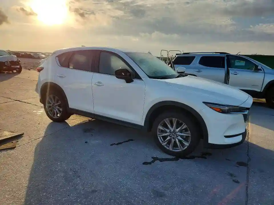 JM3KFBDM3K0674072 2019 MAZDA CX-5-3
