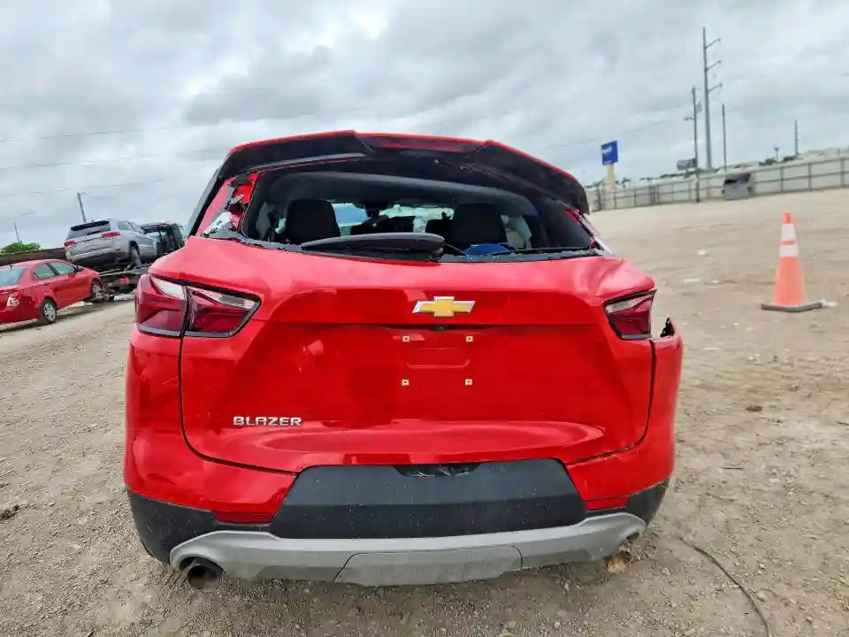 3GNKBCR44NS207959 2022 CHEVROLET BLAZER-5