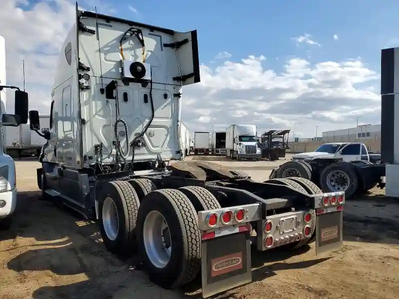 3AKJGLDR2HSHV7552 2017 FREIGHTLINER ALL OTHER-2
