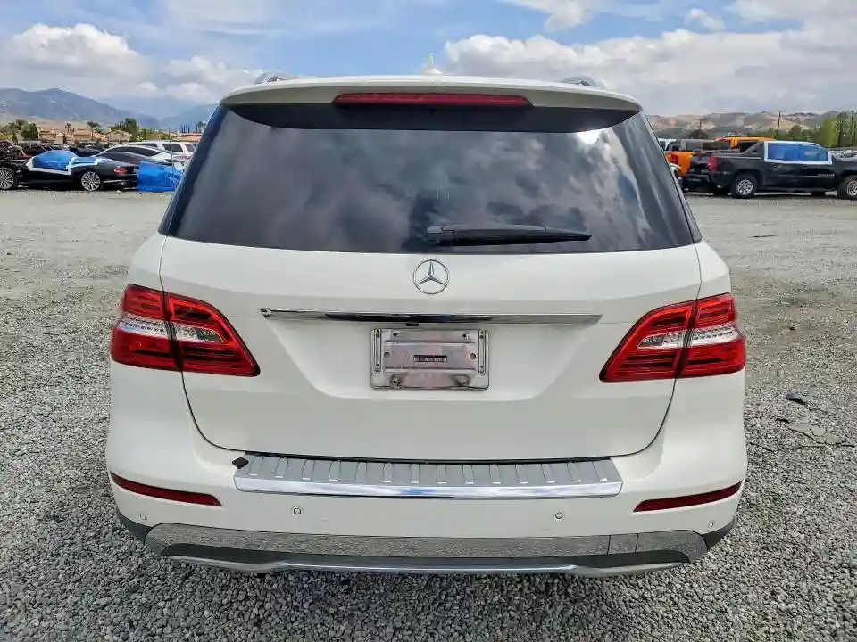 4JGDA5JB6DA267019 2013 MERCEDES-BENZ M-CLASS-5