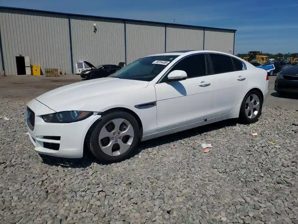 SAJAR4BG4HA973613 2017 JAGUAR XE-0