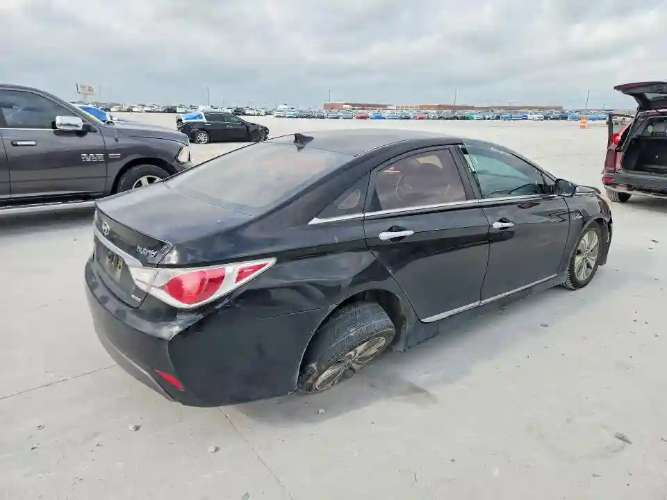 KMHEC4A4XDA072535 2013 HYUNDAI SONATA-2
