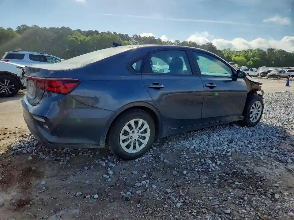 3KPF24AD1ME394117 2021 KIA FORTE-2