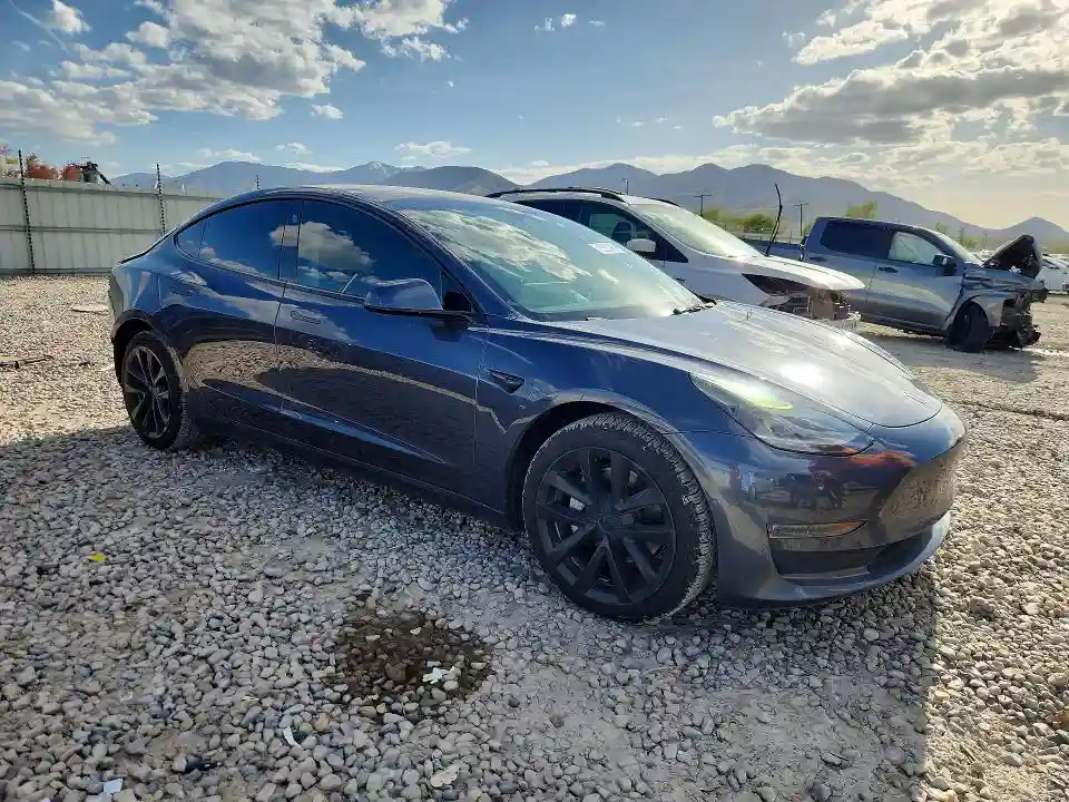 5YJ3E1EB6NF186425 2022 TESLA MODEL 3-3