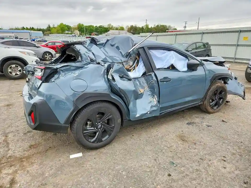 JF2GUABC6S8343918 2025 SUBARU CROSSTREK-2