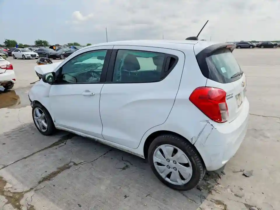 KL8CB6SAXJC468813 2018 CHEVROLET SPARK-1