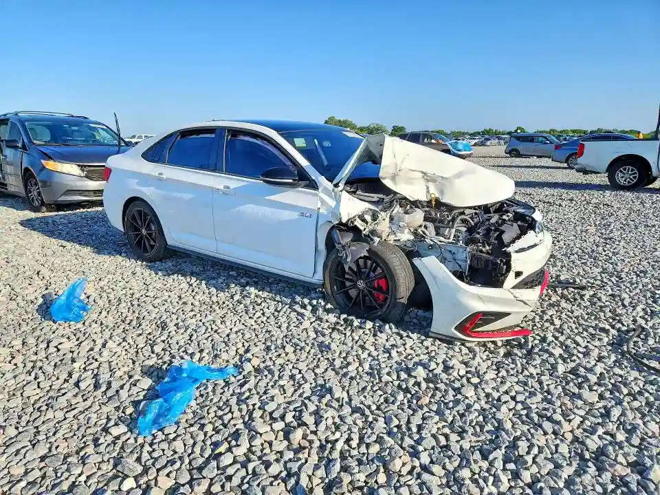 3VW2T7BU2SM057631 2025 VOLKSWAGEN JETTA-3
