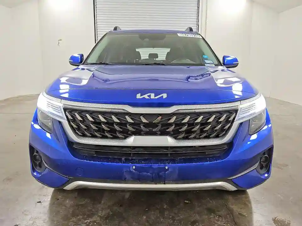 KNDEUCA23N7247362 2022 KIA SELTOS-4
