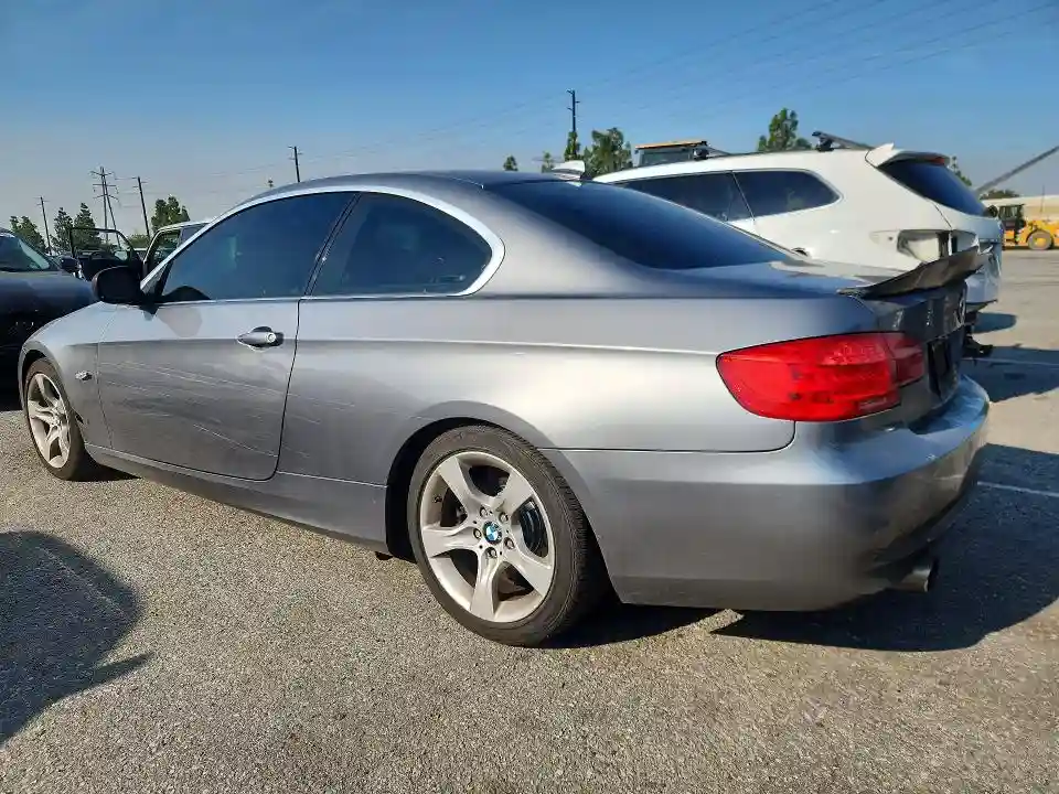 WBAKG7C55DJ437638 2013 BMW 3 SERIES-1