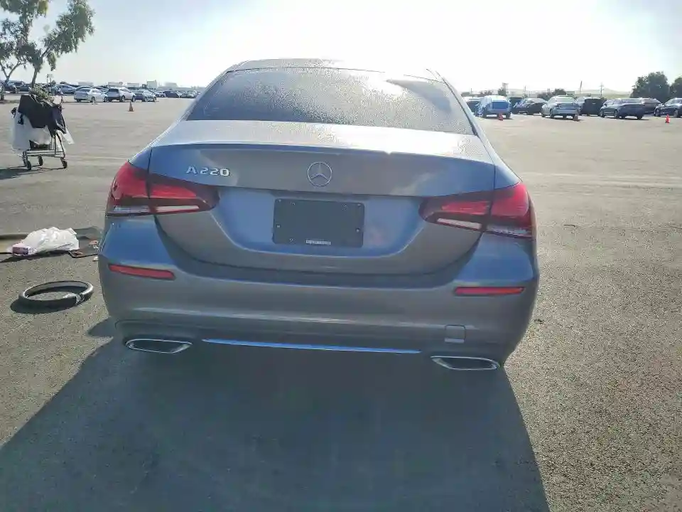 WDD3G4EB1KW029359 2019 MERCEDES-BENZ A-CLASS-5