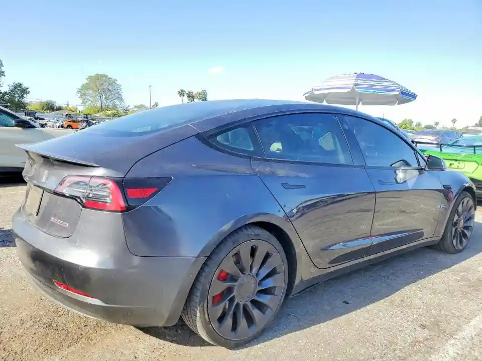5YJ3E1EC0MF077871 2021 TESLA MODEL 3-2