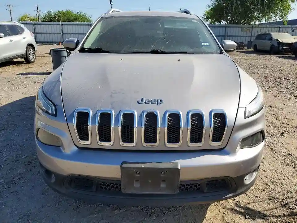 1C4PJLLB1JD540087 2018 JEEP CHEROKEE-4