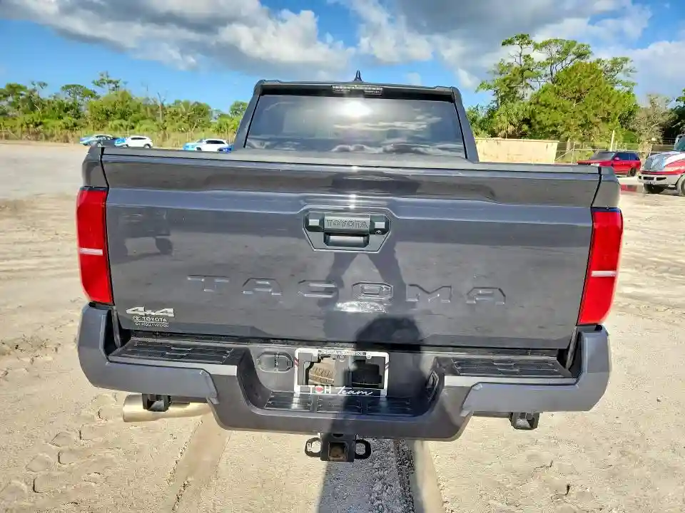 3TMLB5JN1SM092248 2025 TOYOTA TACOMA-5