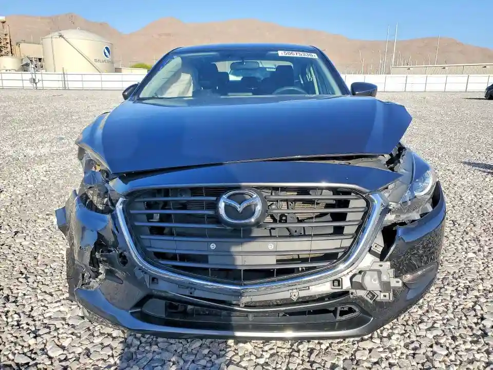 3MZBN1U73HM101952 2017 MAZDA 3-4