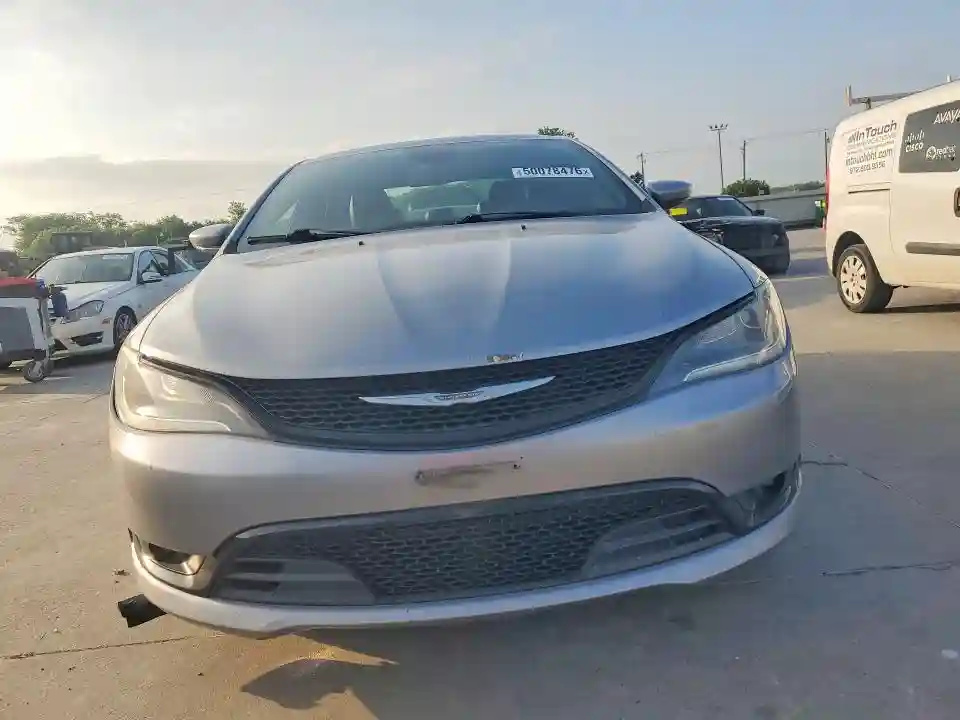 1C3CCCBG3FN614766 2015 CHRYSLER 200-4