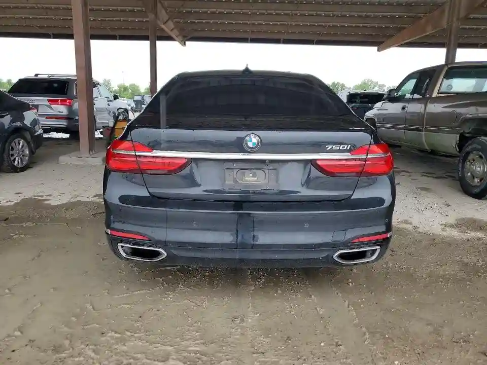 WBA7F0C52KGM24680 2019 BMW 7 SERIES-5