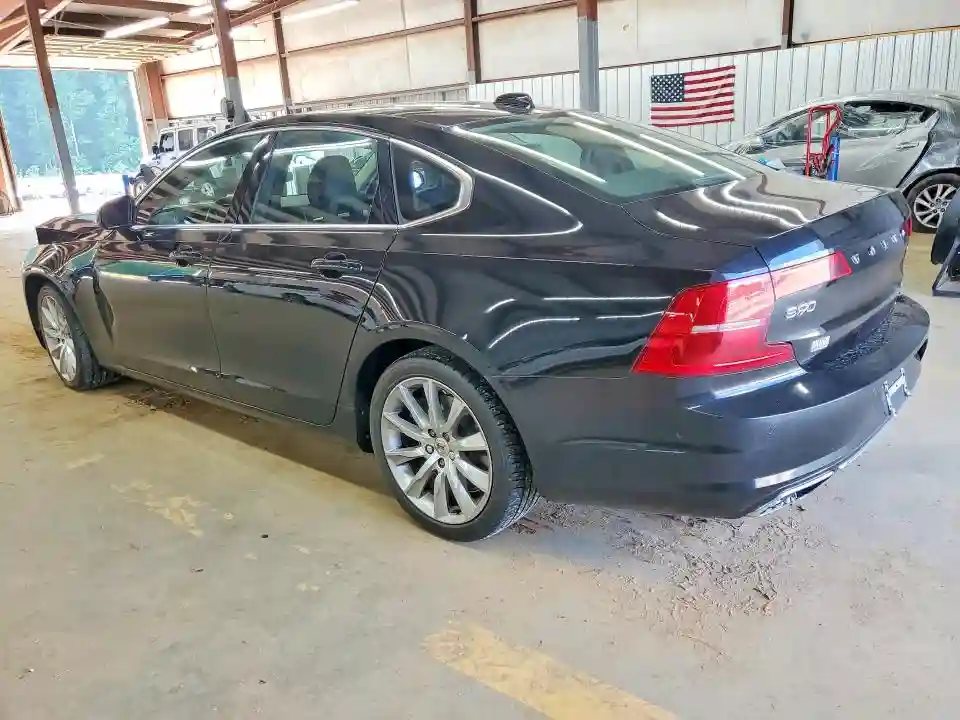 YV1A22MK2H1004508 2017 VOLVO S90-1