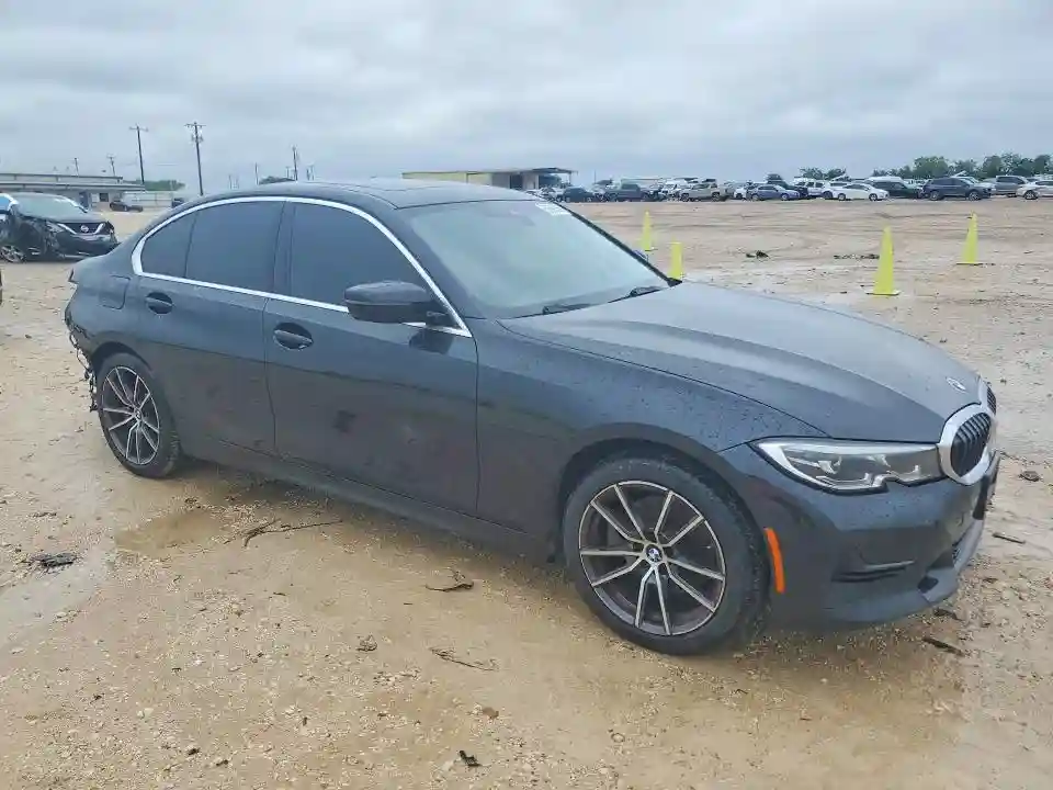 3MW5R7J08N8C57078 2022 BMW 3 SERIES-3