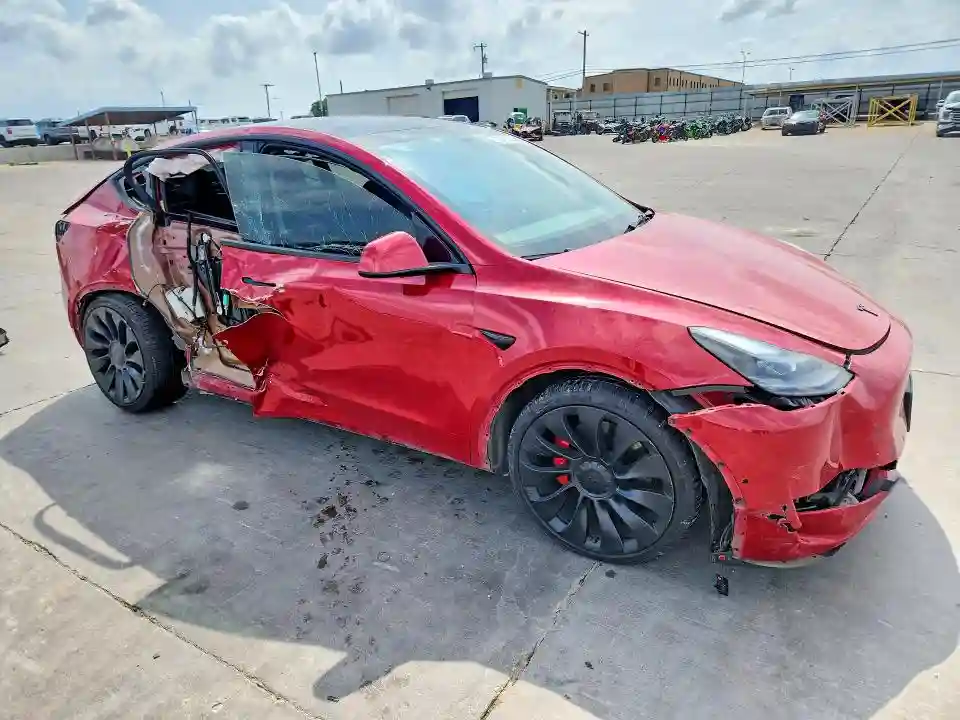 7SAYGDEF0NF494472 2022 TESLA MODEL Y-3