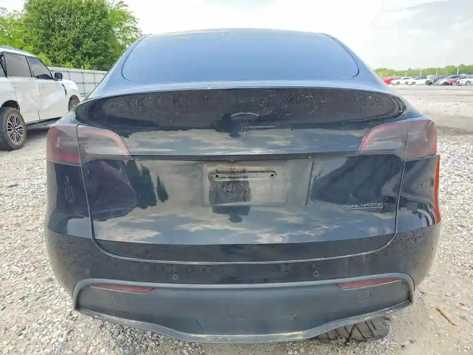7SAYGDEE3NF328499 2022 TESLA MODEL Y-5