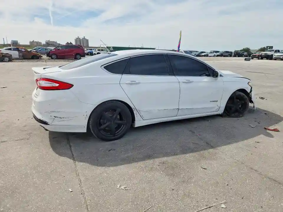 3FA6P0RU7FR114006 2015 FORD FUSION-2
